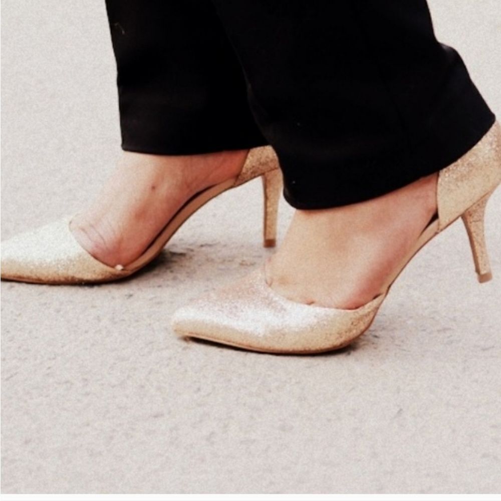 BRAND NEW CHINESE LAUNDRY POINTED TOE GOLD SHIMMER GLITTER SHOES